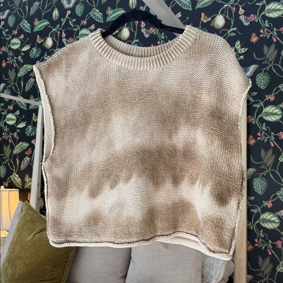 Free People Sweaters - Free People Tan Sleeveless Sweater